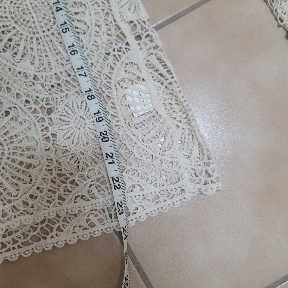 Cream Crocheted Sweater 🤎 - Picture 9 of 9